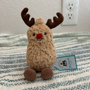 ‼️NWT‼️ Jellycat peanut reindeer